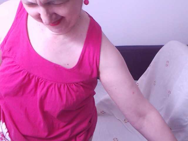 ChristaRose live cam on BongaCams