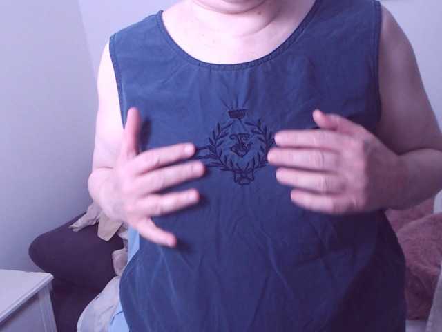 ChristaRose live cam preview