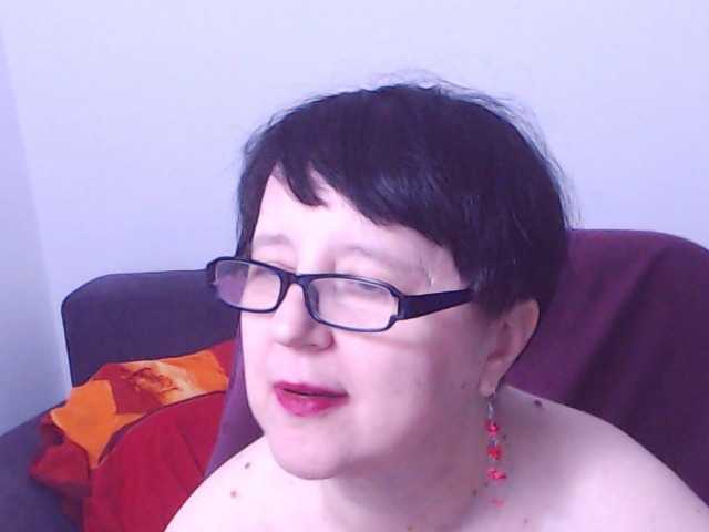 ChristaRose live cam preview