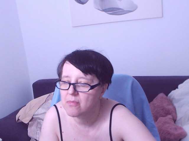 ChristaRose — live female cam