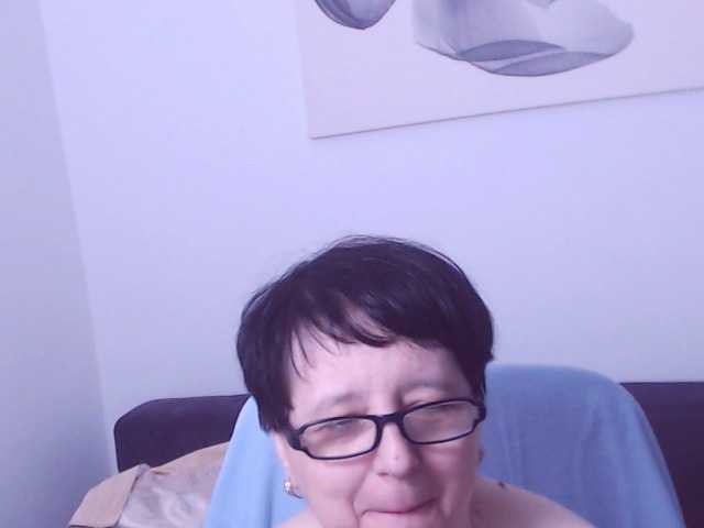 ChristaRose live cam preview