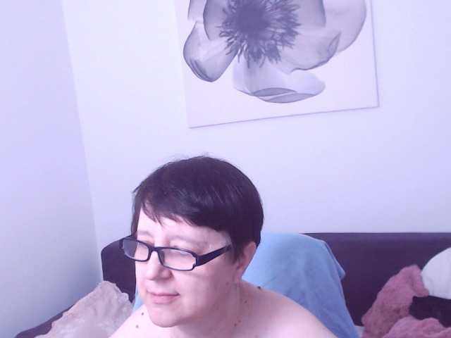 ChristaRose's BongaCams show and profile