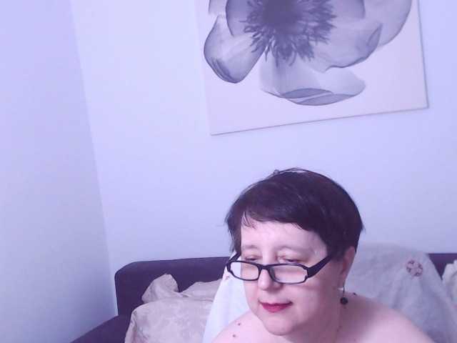 ChristaRose live cam preview