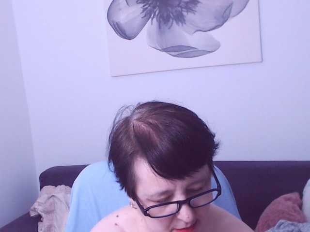 ChristaRose's BongaCams show and profile