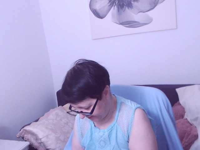 ChristaRose live cam preview