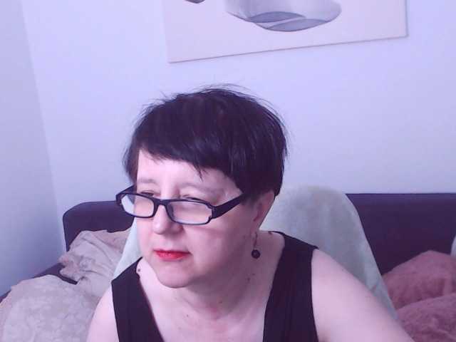 ChristaRose live cam preview