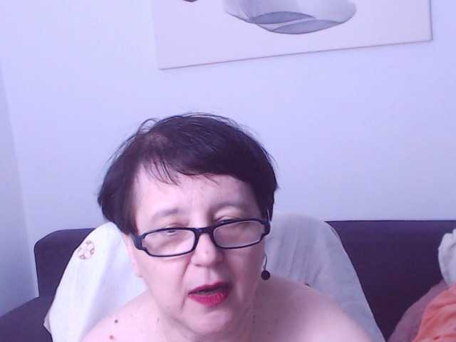 ChristaRose live cam preview