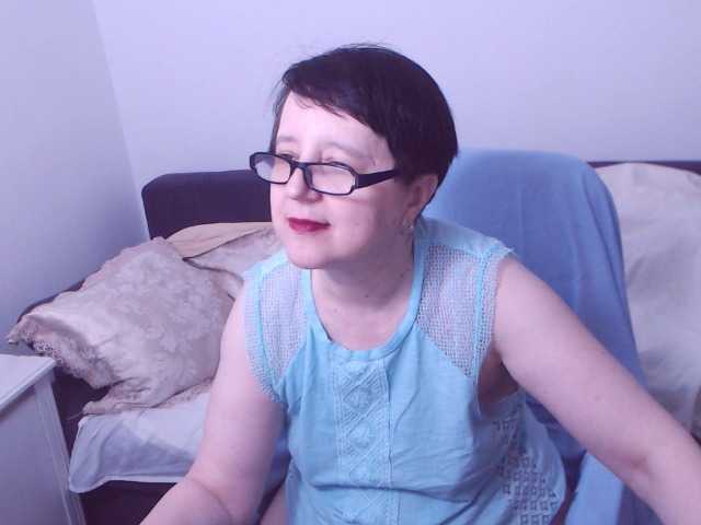 ChristaRose live cam preview