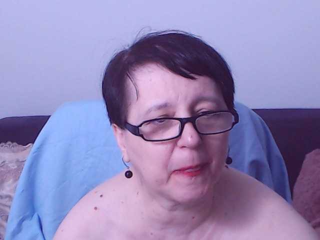 ChristaRose live cam on BongaCams
