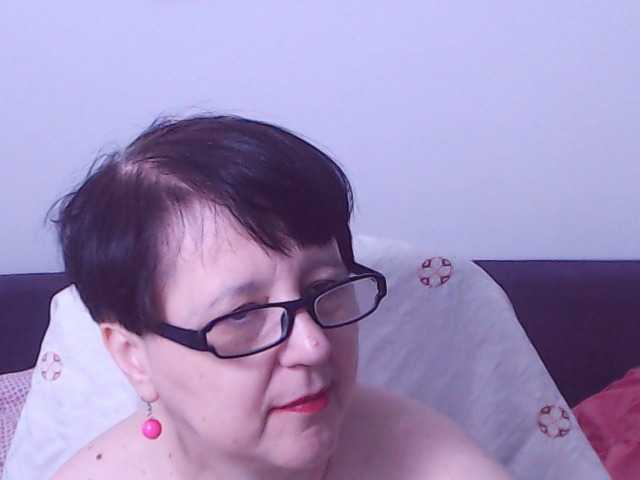 ChristaRose live cam on BongaCams