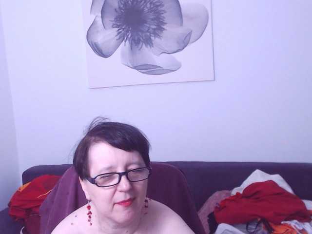 ChristaRose live cam on BongaCams