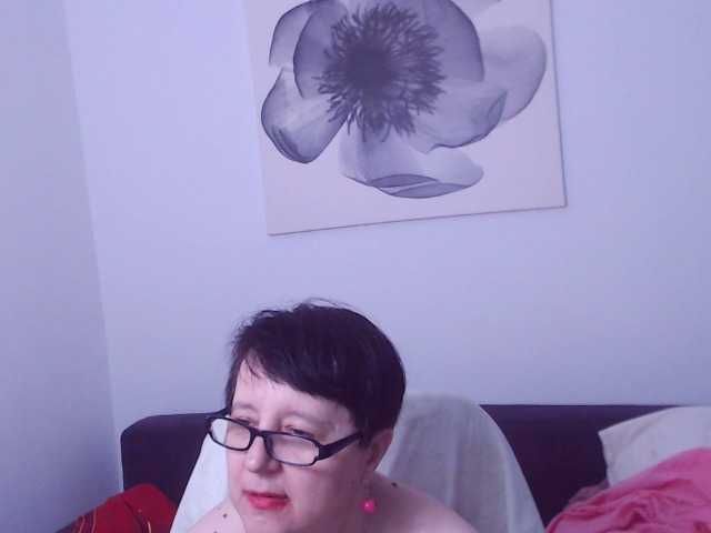 ChristaRose live cam on BongaCams