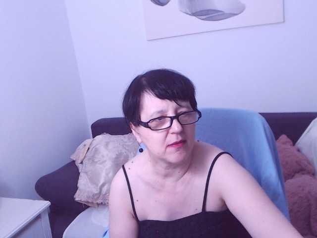 ChristaRose live cam on BongaCams