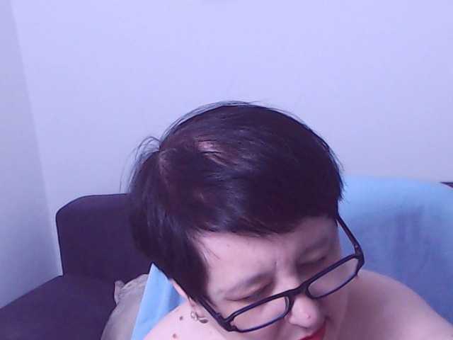 ChristaRose live cam