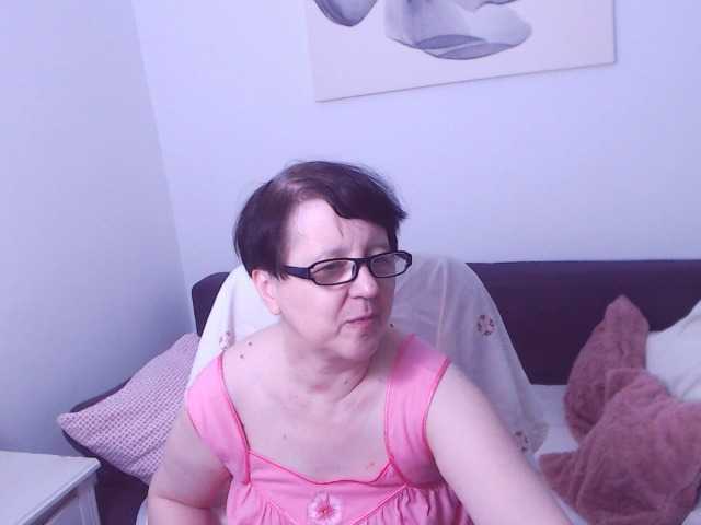 ChristaRose live cam on BongaCams