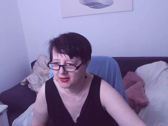 ChristaRose live cam on BongaCams