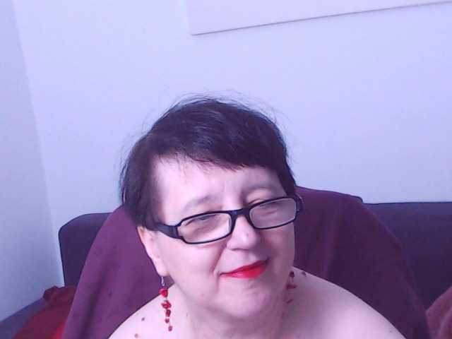 ChristaRose live cam on BongaCams