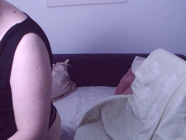 ChristaRose live cam on BongaCams