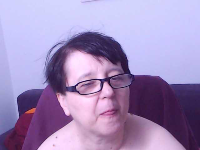 ChristaRose live cam preview