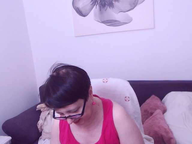 ChristaRose live cam on BongaCams