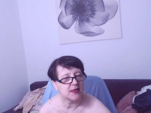ChristaRose live cam preview