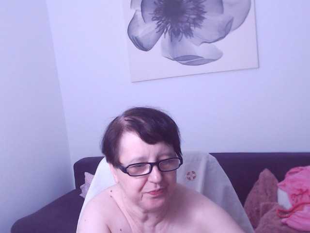 ChristaRose live cam on BongaCams