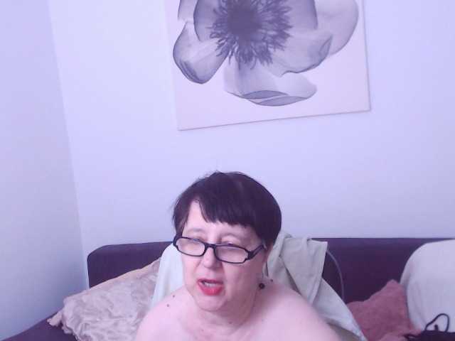 ChristaRose live cam on BongaCams