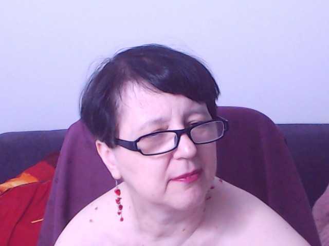 ChristaRose live cam on BongaCams