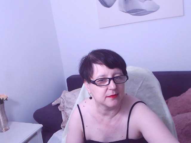 ChristaRose live cam on BongaCams