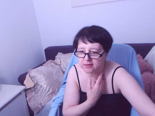 ChristaRose live cam on BongaCams