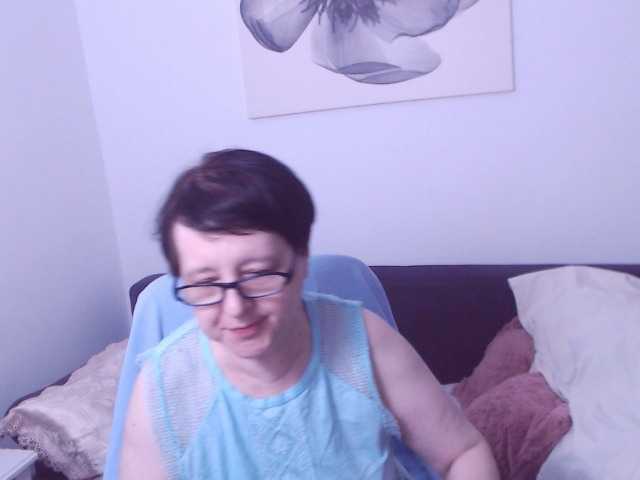 ChristaRose live cam preview