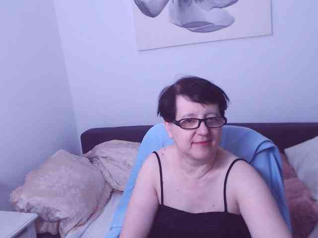 ChristaRose webcam