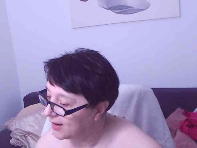 ChristaRose Live Webcam on BongaCams