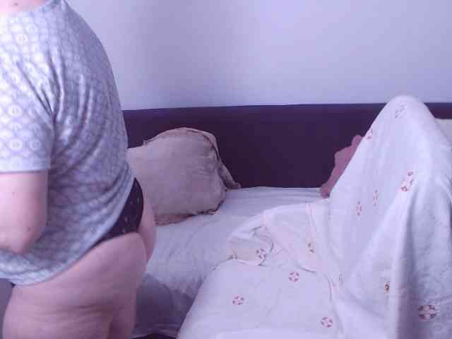 ChristaRose webcam