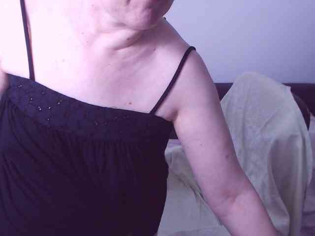 ChristaRose webcam