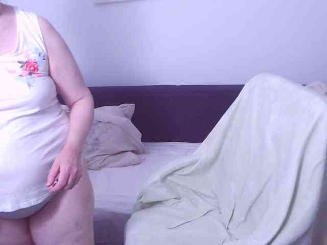 ChristaRose webcam