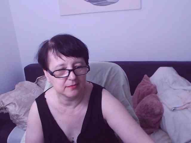 ChristaRose webcam