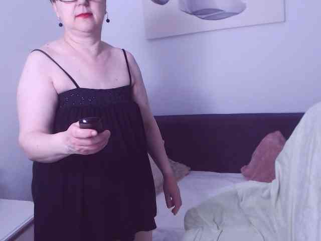 ChristaRose webcam