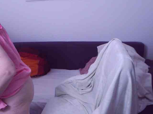 ChristaRose webcam