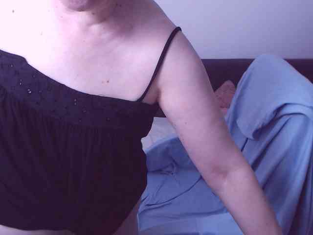 ChristaRose webcam