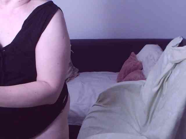 ChristaRose webcam