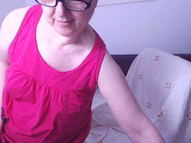 ChristaRose webcam
