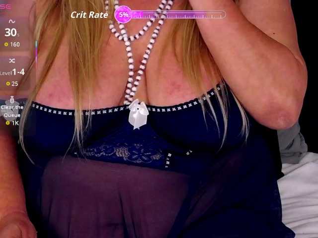MadameLeona live cam on BongaCams