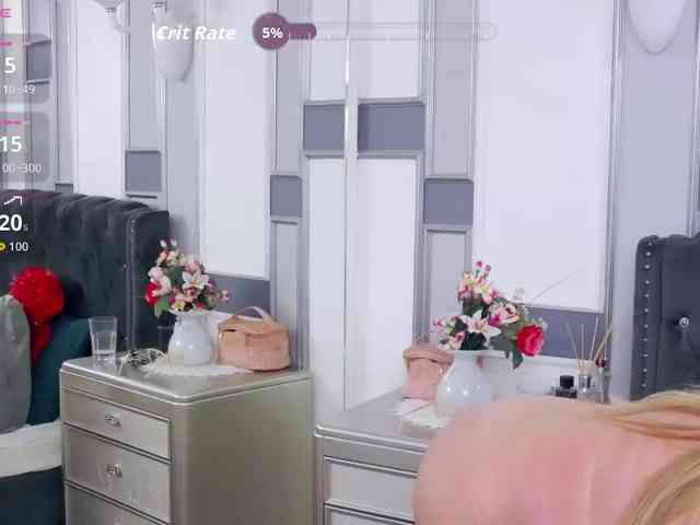 MadameLeona webcam