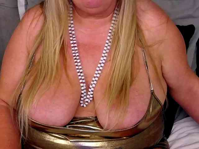 MadameLeona