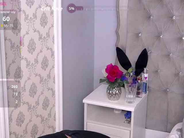 MadameLeona webcam