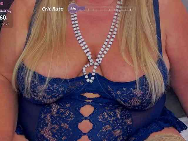 MadameLeona webcam