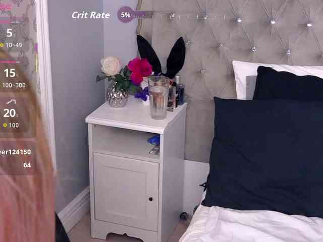 MadameLeona webcam