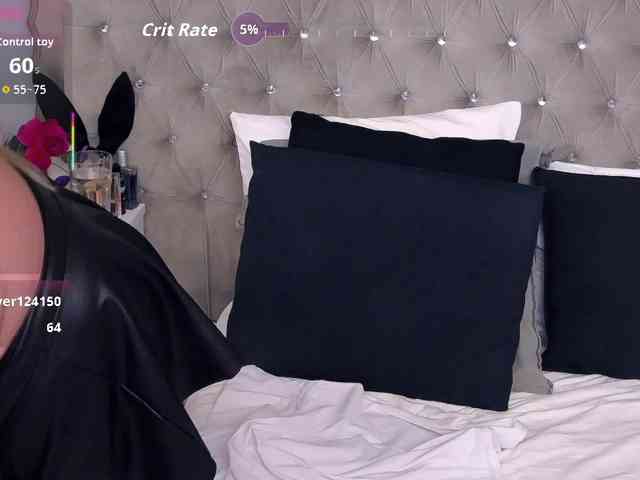 MadameLeona webcam