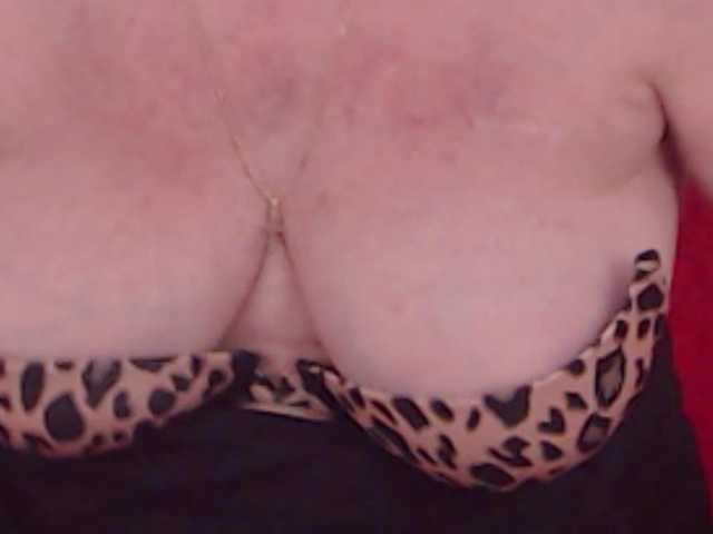 AlanaRichards live cam on BongaCams